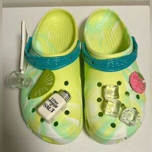 Jimmy Buffet Margaritaville Crocs Men’s size 9/ Women’s size 11